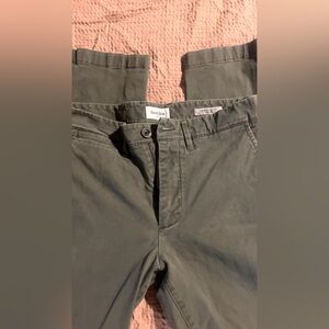Goodfellow chinos